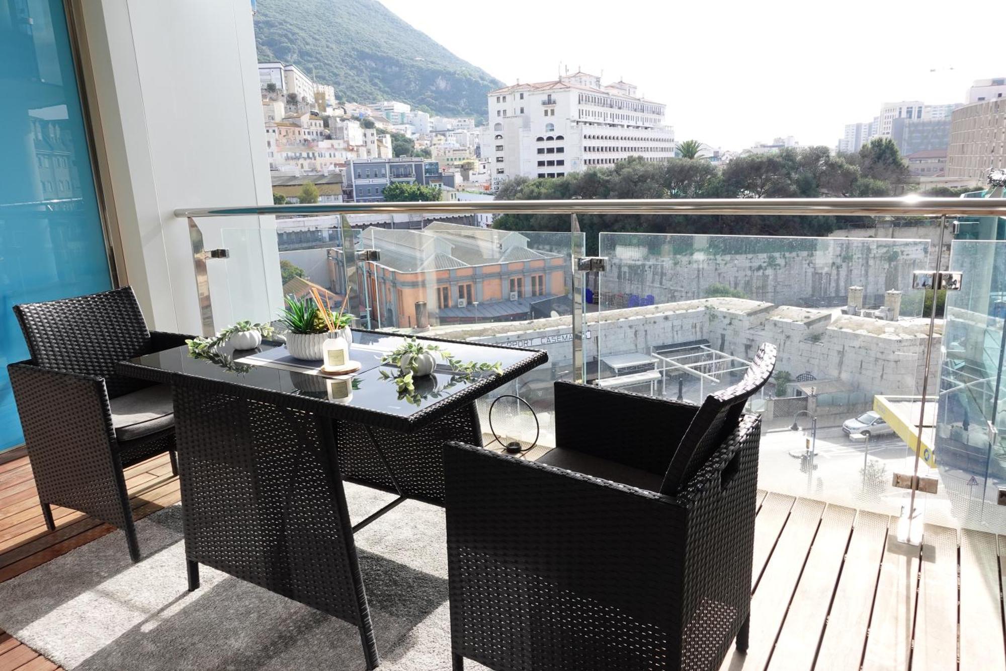Gibraltar Luxury With Rooftop Pools & Views Buitenkant foto